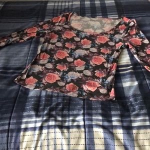 Mudd flowery scoop neck shirt.